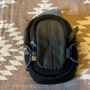 Case Logic Belt attachment Green and Black